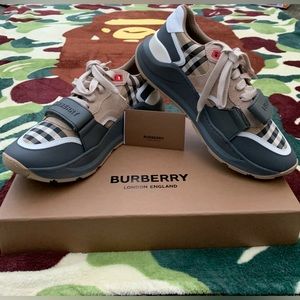 Burberry Sneakers